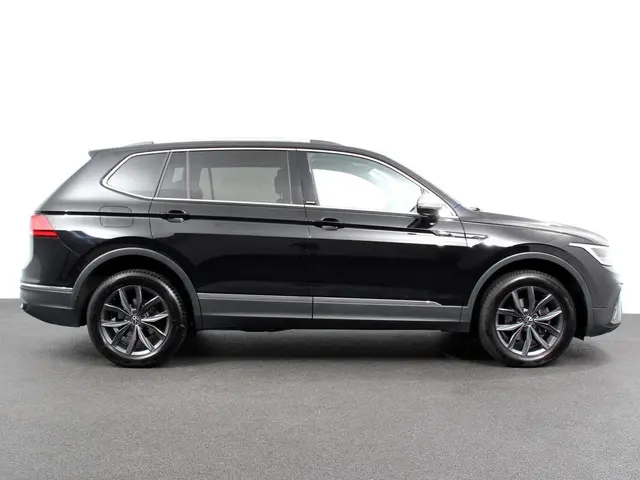 Volkswagen Tiguan Allspace 1.5 TSI DSG7 MOVE 2023 Benzine 6