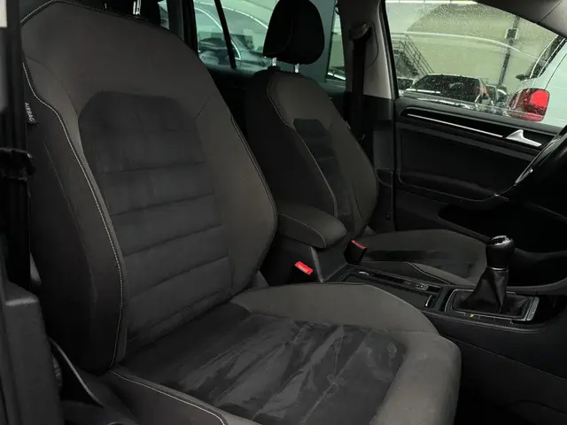 Volkswagen Golf Variant 1.4 TSI Highline 2014 Benzine 18