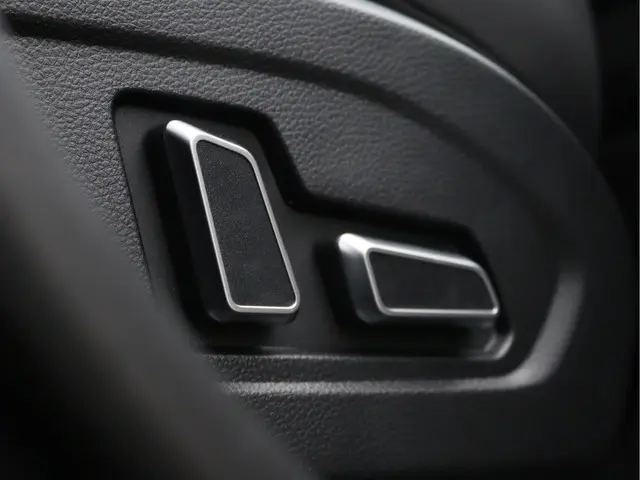 DFSK E5 PHEV 1.5 2025 Hybride Benzine 28