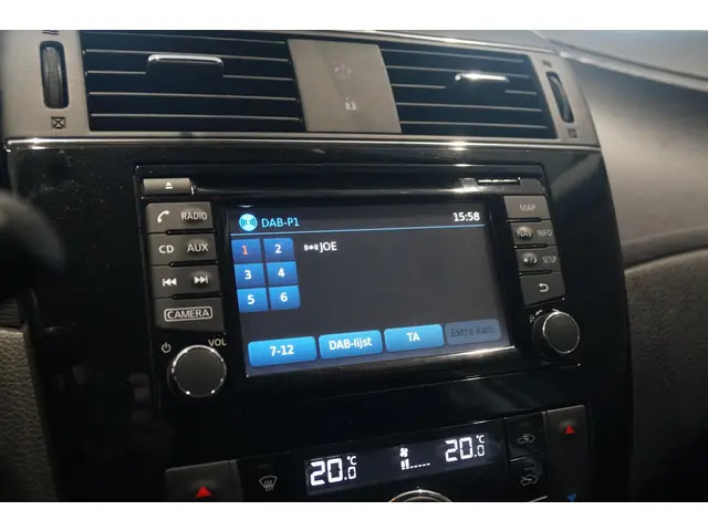 Nissan Pulsar 1.2 DIG-T N-Connecta 2016 Benzine 18