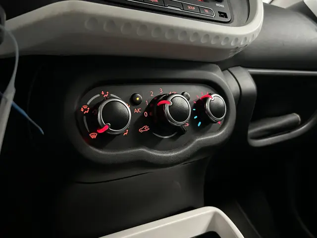 Renault Twingo 1.0 SCe Collection 2018 Benzine 22