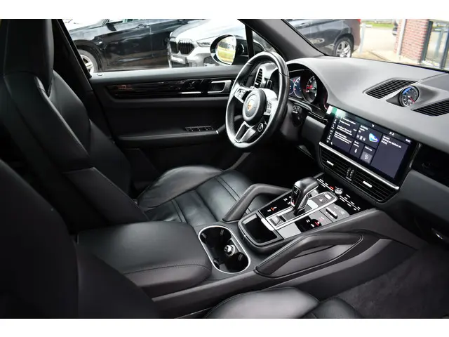 Porsche Cayenne 3.0 2018 Benzine 55