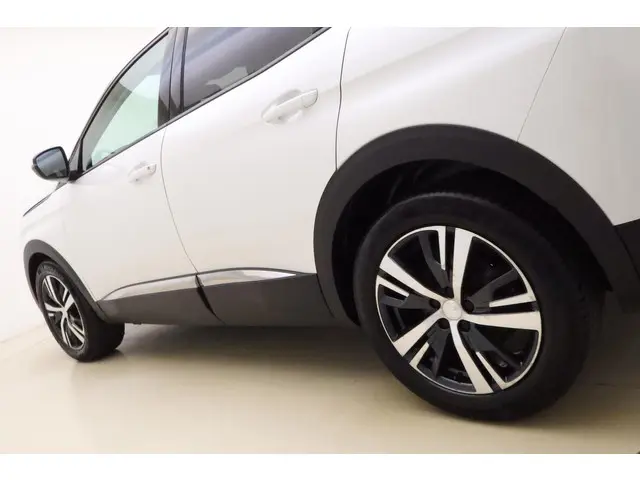 Peugeot 3008 1.2 PureTech Crossway 2019 Benzine 16