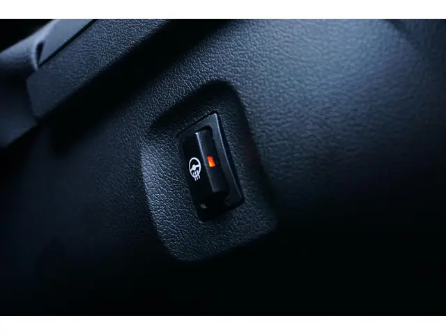 MINI 3-Deurs Cooper 2023 Benzine 27