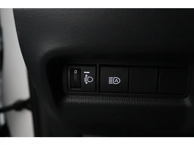 Toyota Aygo X Hybrid 115 play 2026 Hybride Benzine 29