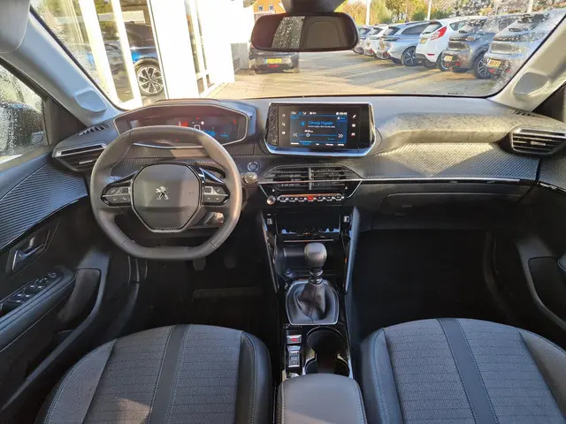 Peugeot 208 1.2T 100pk Allure Pack 2023 Benzine 4