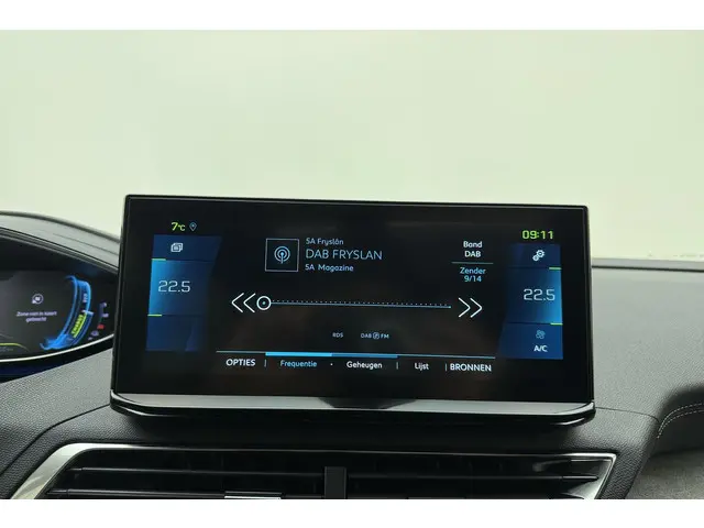 Peugeot 3008 1.6 HYbrid4 300pk GT 2023 Hybride Benzine 20