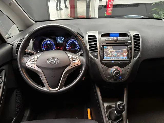 Hyundai ix20 1.4i Go! / Navigatie / Camera 2016 Benzine 15