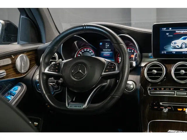 Mercedes-Benz GLC AMG 63 S 4MATIC+ 2018 Benzine 13