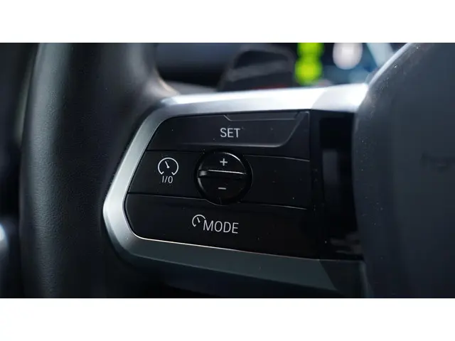 BMW iX1 xDrive30 Launch Edition 67 kWh 2024 Elektrisch 22