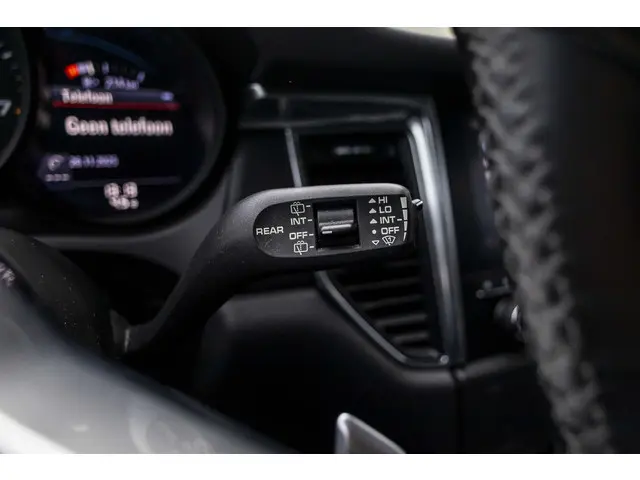 Porsche Macan 2.0 2018 Benzine 36