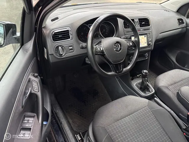 Volkswagen Polo 1.4 TDI Comfortline 2016 Diesel 5