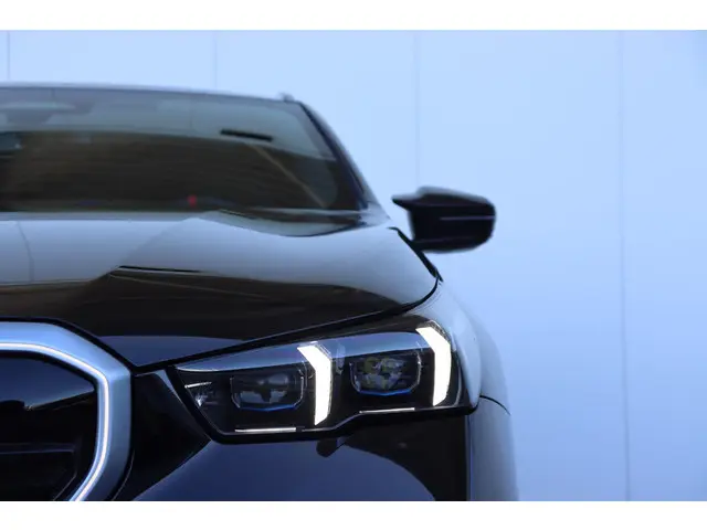 BMW i5 M60 xDrive 84 kWh 2024 Elektrisch 3