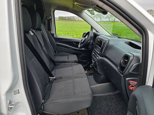 Mercedes-Benz Vito 116 2024 Diesel 7