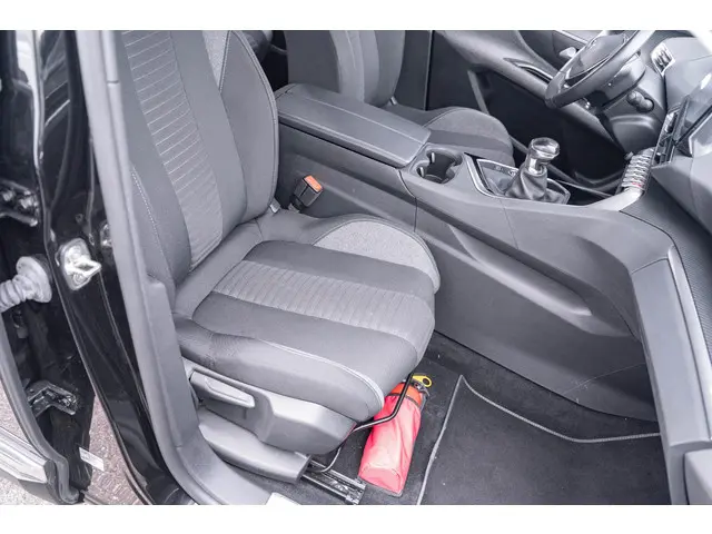 Peugeot 5008 1.5 HDI 2022 Diesel 35