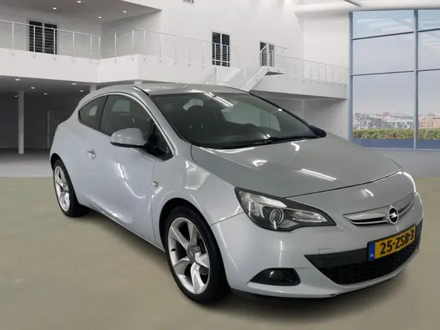 Opel Astra 2