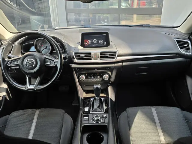 Mazda 3 2.0 SkyActiv-G 120 SkyLease GT 2018 Benzine 26