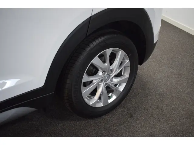 Hyundai Tucson 1.6 GDI Comfort/ 49000km/ 2019 Benzine 13