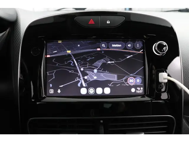 Renault Clio TCe 90 Intens 2019 Benzine 22