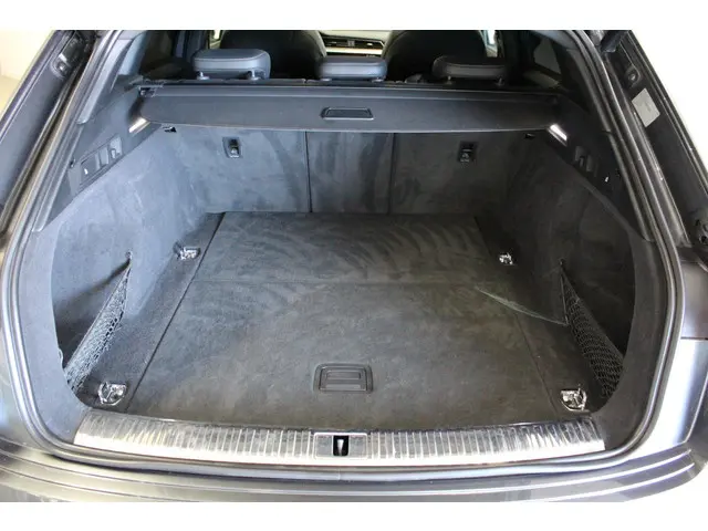 Audi e-tron S quattro 95 kWh 2020 Elektrisch 16