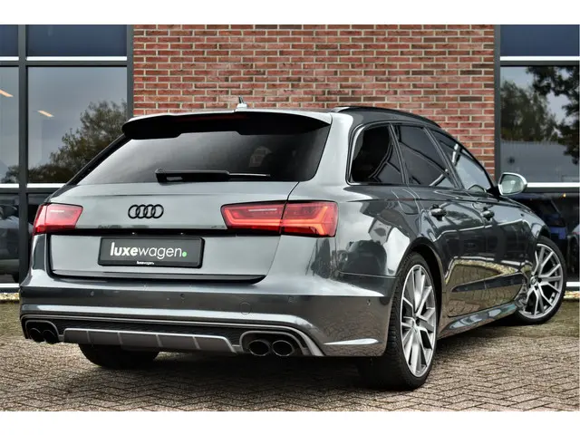 Audi S6 2