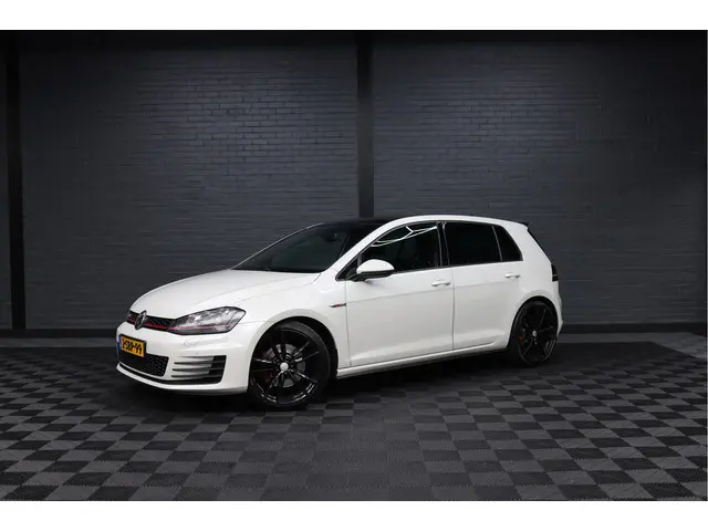 Volkswagen Golf 2.0 TSI GTI DSG | 2013 Benzine