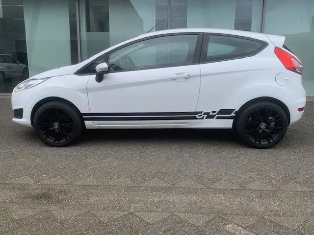 Ford Fiesta 1.25 AIRCO BJ 12-2017 APK 4-2026 2017 Benzine 9