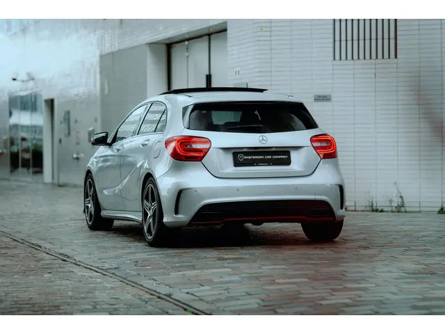 Mercedes-Benz A-Klasse 250 Sport 2012 Benzine 4