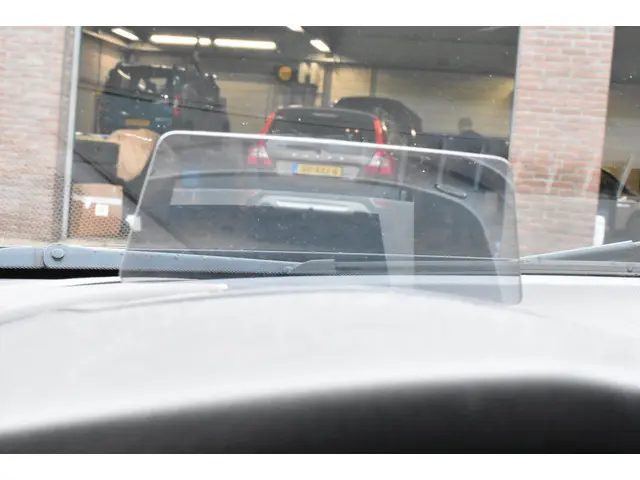 Mazda 3 2.0 SkyActiv-G 120 SkyLease+ 2017 Benzine 24