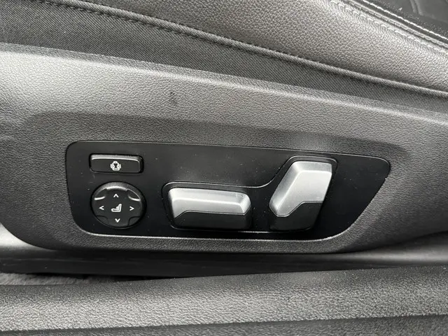 BMW 4 Serie Cabrio 420i High Executive 2021 Benzine 26