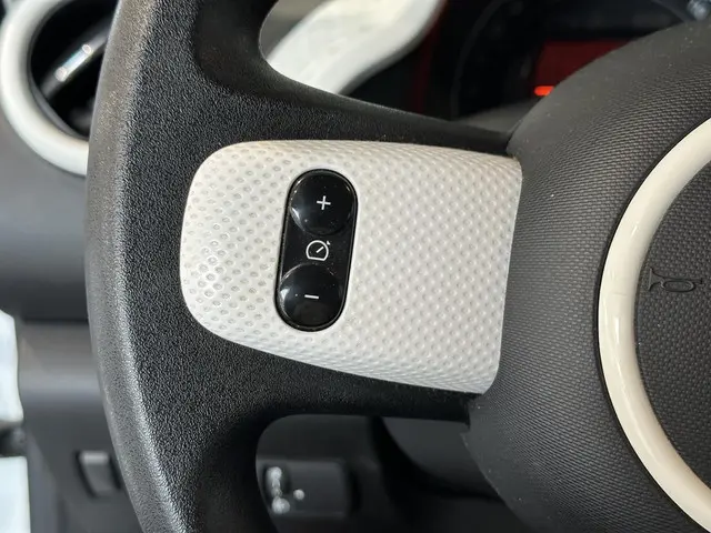 Renault Twingo 1.0 SCe Expression 2015 Benzine 18