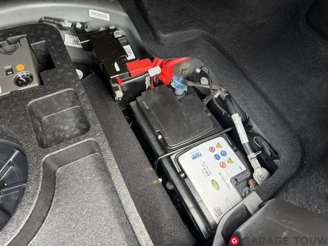 Jaguar XF 3.0 V6 SC 340PK 2014 Benzine 28