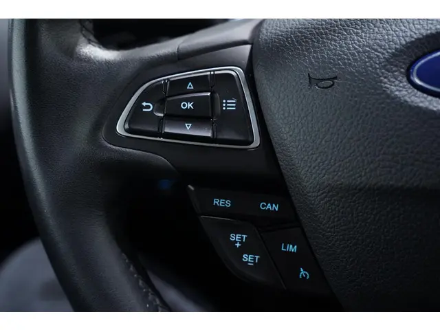 Ford EcoSport 1.0 EcoBoost Trend Ultimate 2019 Benzine 23