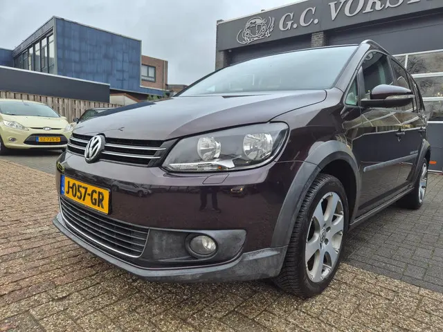 Volkswagen Touran 1.4 TSI Cross 2013 Benzine