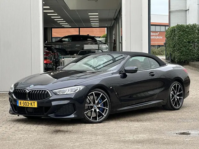 BMW 8 Serie 840i xDrive High Executive 2021 Benzine 58