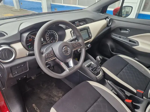 Nissan Micra 1.0L Acenta 2017 Benzine 6