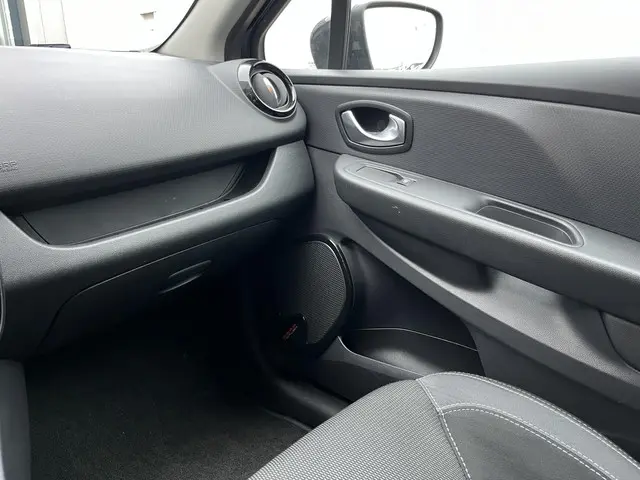 Renault Clio 0.9 TCe Zen 2019 Benzine 57