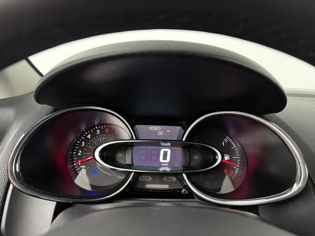 Renault Clio Estate TCe 90 Limited 2019 Benzine 4