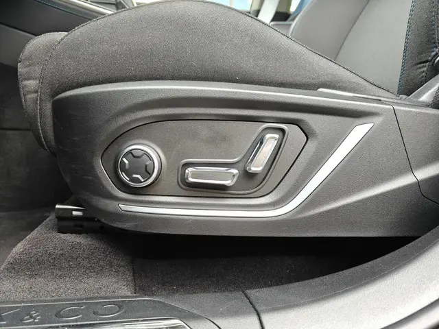 Lynk & Co 01 1.5 2022 Hybride Benzine 24