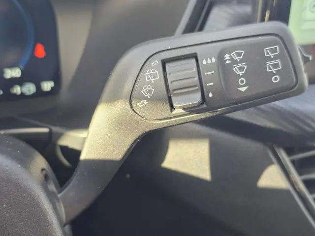 Ford Kuga 2.5 PHEV ST-Line X 2024 Hybride Benzine 22