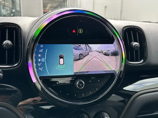 MINI Countryman 2.0 Cooper S E ALL4 2023 Hybride Benzine 9