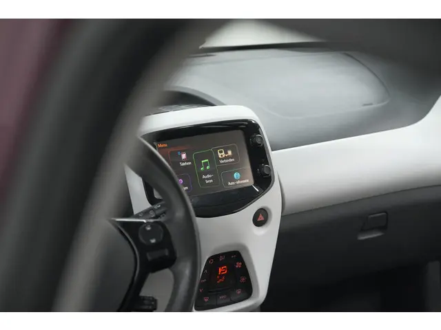 Peugeot 108 1.0 e-VTi Première 2014 Benzine 43