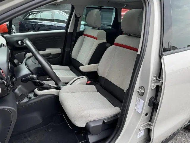 Citroën C3 Aircross 1.2 PureTech S&S Shine 2017 Benzine 8