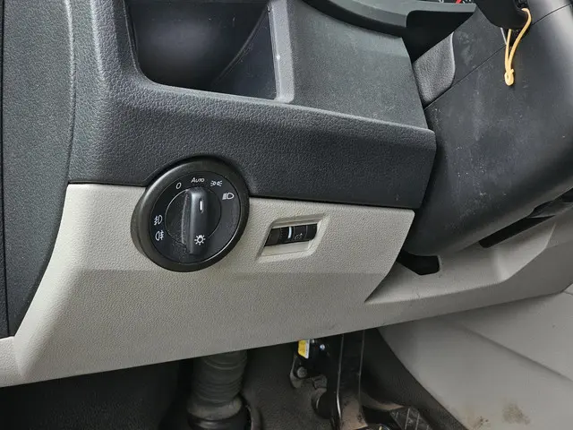 Volkswagen Transporter 2.0 TDI L1H2 Highline 2018 Diesel 12