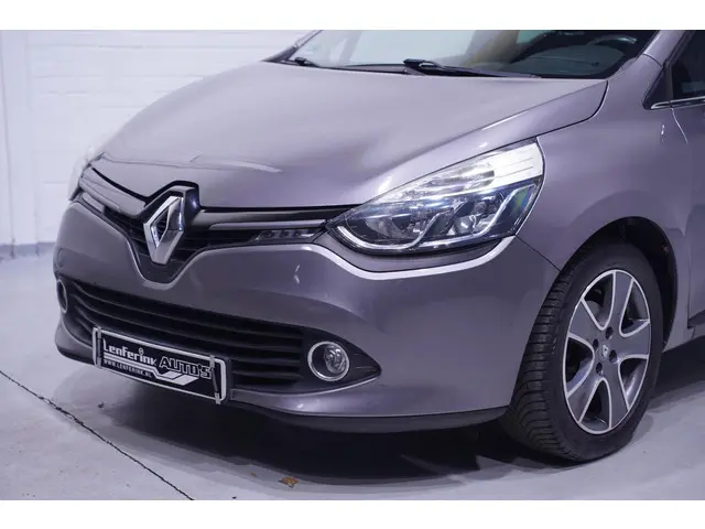 Renault Clio Estate 0.9 TCe Night&Day 2015 Benzine 12