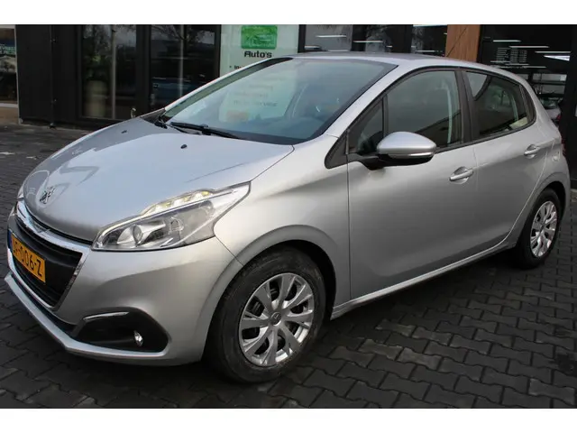 Peugeot 208 2