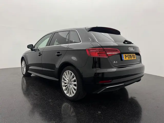 Audi A3 Sportback 1.4 e-tron Sport 2018 Hybride Benzine 4