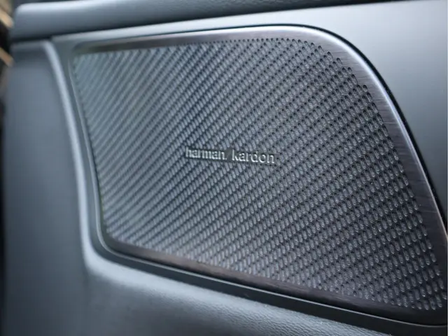 Volvo S60 2.0 B3 R-Design 2021 Hybride Benzine 15