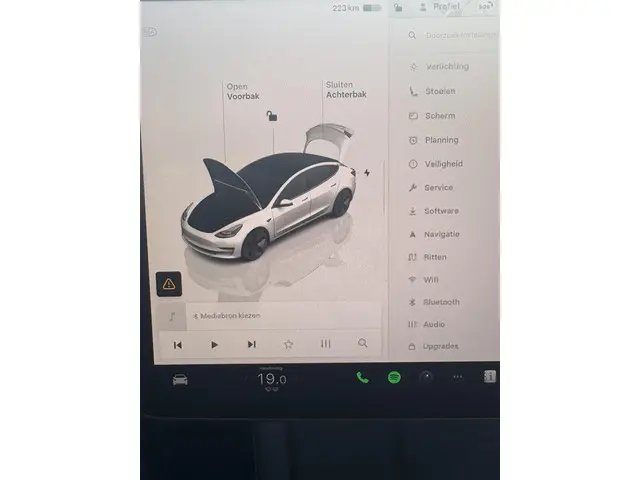 Tesla Model 3 Standard RWD Plus 60 kWh 2023 Elektrisch 20
