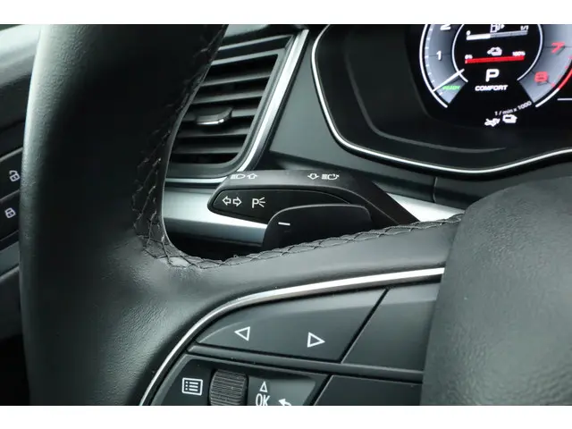 Audi Q5 50 TFSI e 2021 Hybride Benzine 14